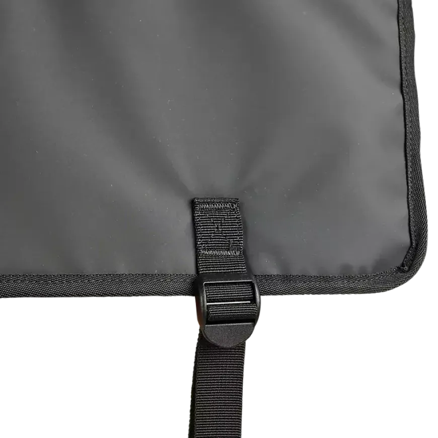 Fox Large Tailgate Cover