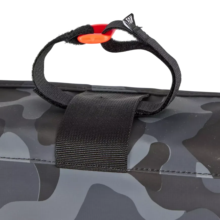 Fox Large Tailgate Cover