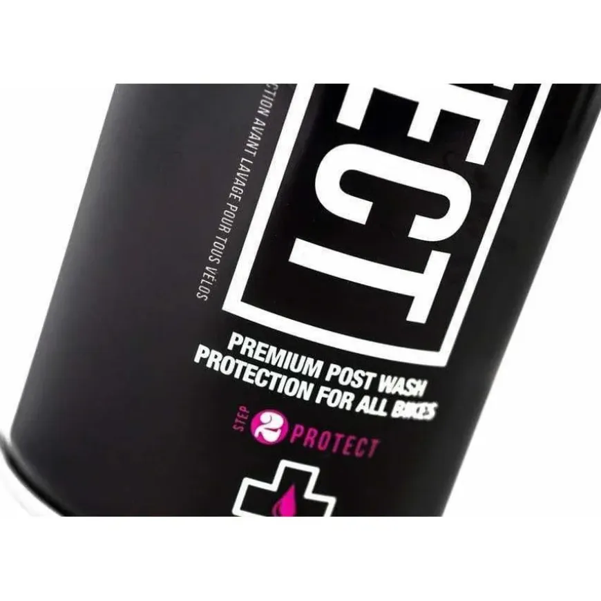 Muc-Off Bike Protect Detailer Spray: 500ml Aerosol