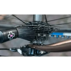 Muc-Off Drivetrain Detailing Brush: Round