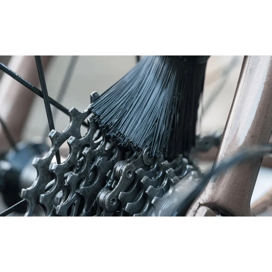 Muc-Off Drivetrain Detailing Brush: Round