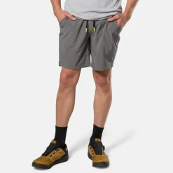 Pearl Izumi Men's Canyon Active 8