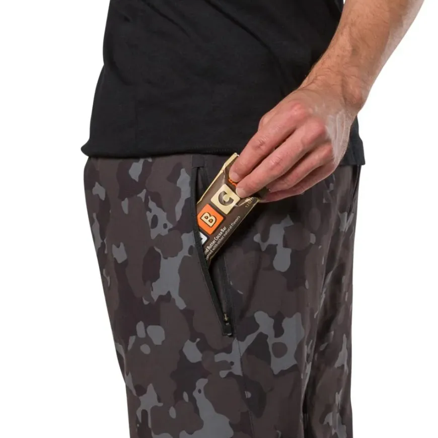 Pearl Izumi Men's Summit Shorts with Liner