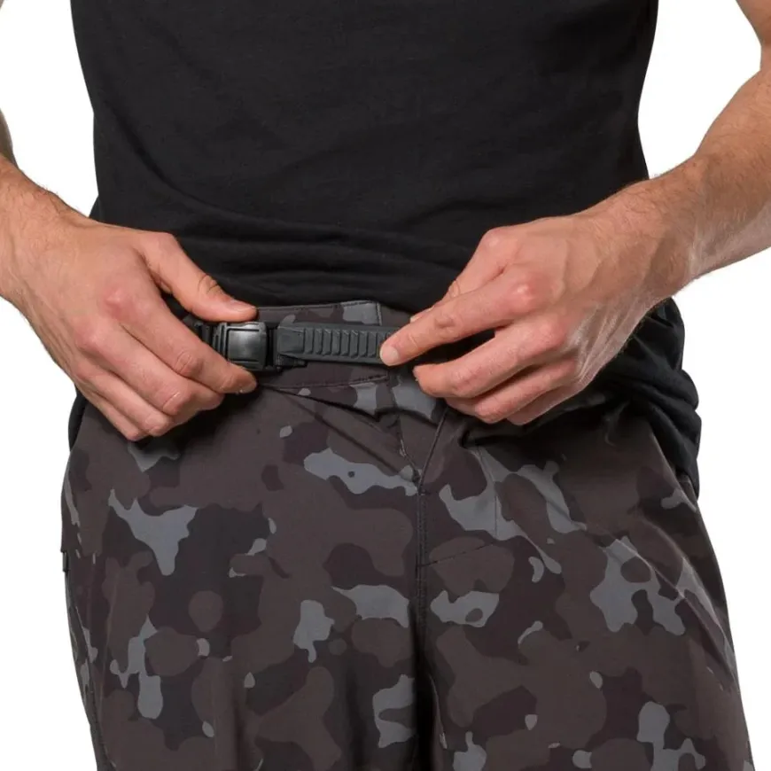 Pearl Izumi Men's Summit Shorts with Liner