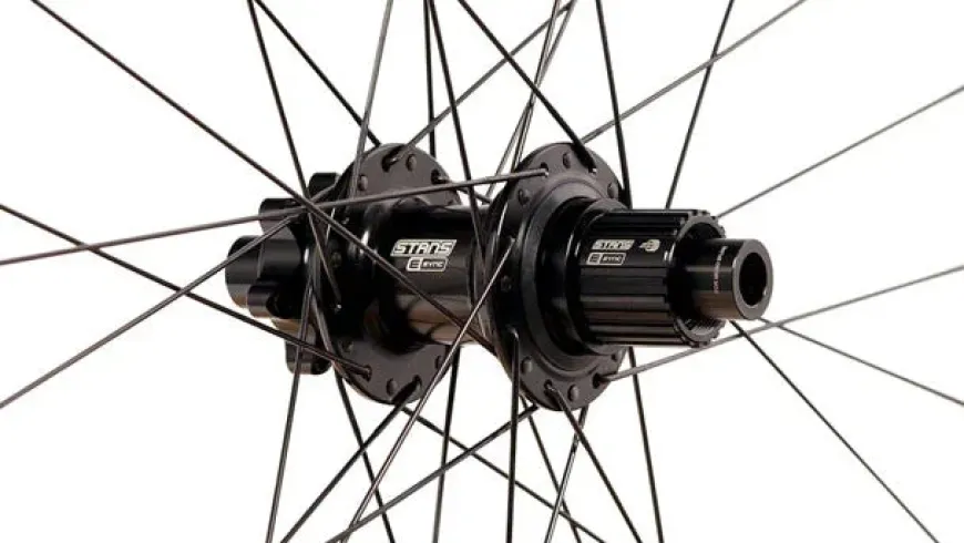 Stan's No Tubes Flow EX3 Rear Wheel - 29, 12 x 157mm, 6-Bolt, Micro Spline