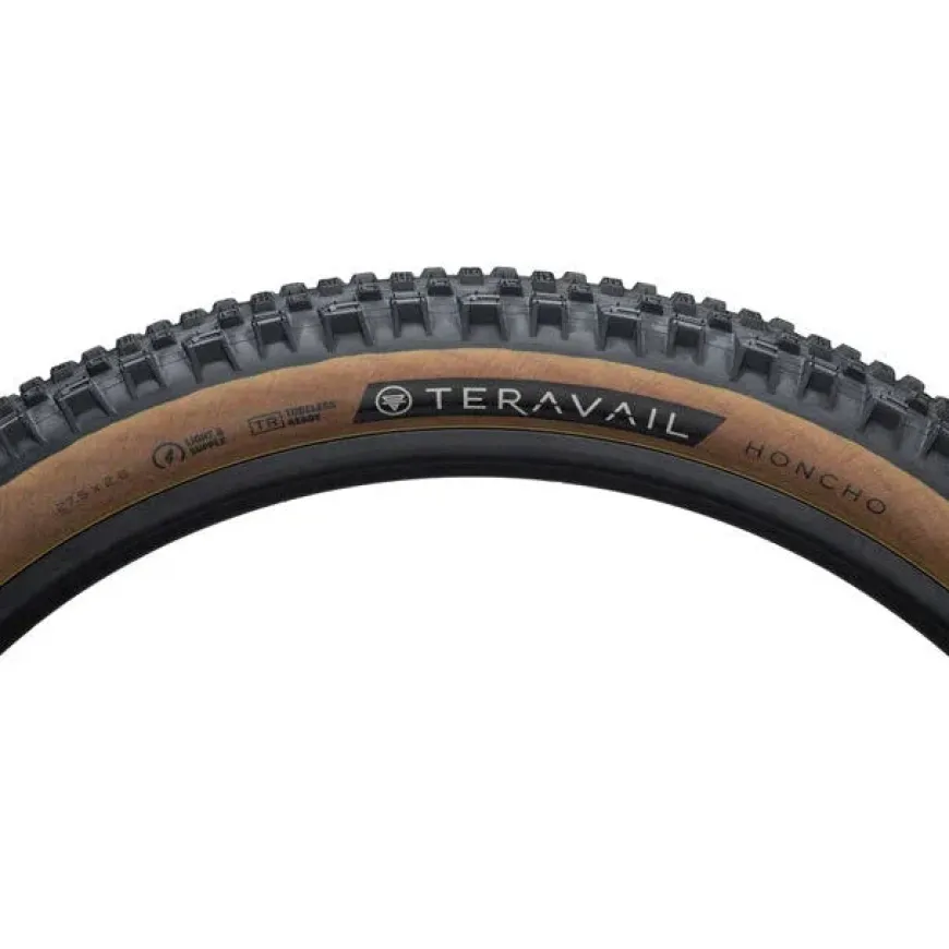 Teravail Honcho Tire - 27.5 x 2.6 Tubeless Folding Tan Light Supple Grip Compound