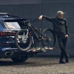 Thule EasyFold XT 2-Bike Hitch Rack
