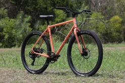Weekender Archer Hybrid Bike