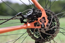 Weekender Archer Hybrid Bike